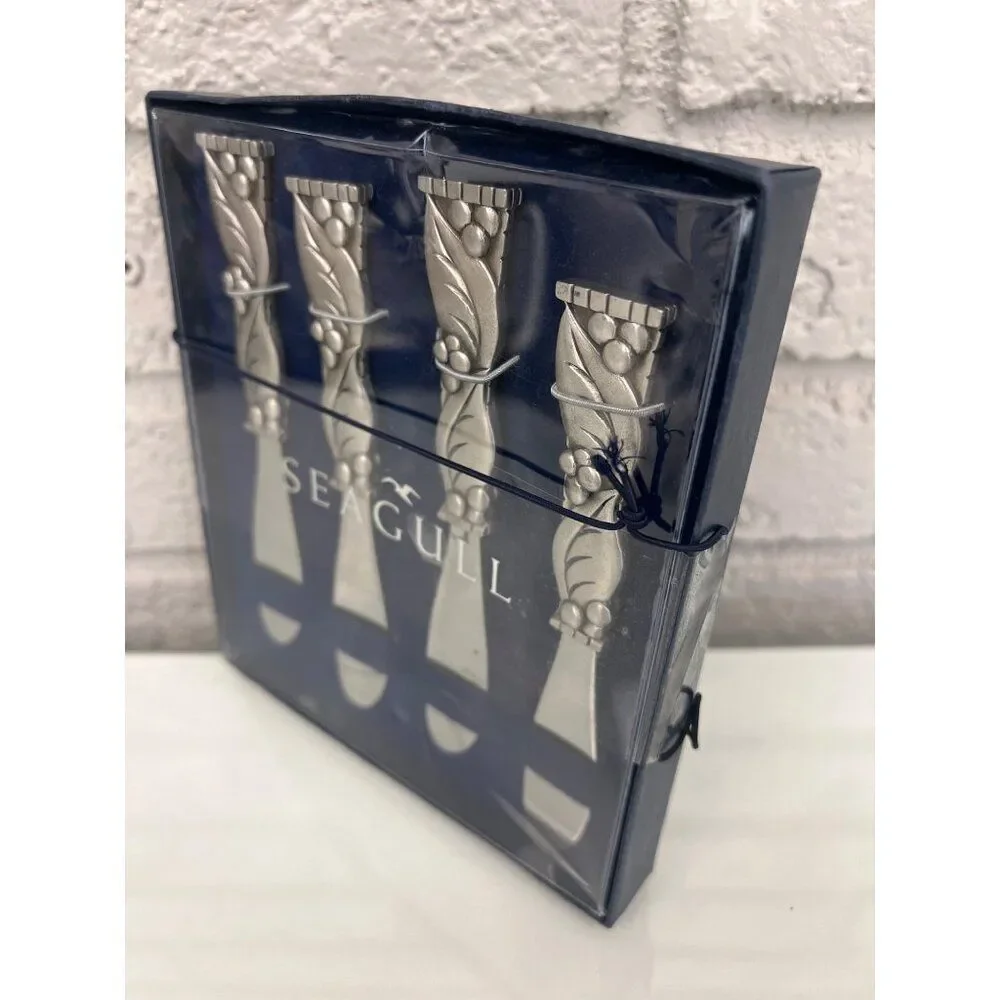 Seagull Pewter Set of 4 Appetizer / Cheese Spreader Knife Grape Pattern